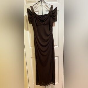 Alex Evenings Cold Shoulder evening formal maxi dress. Size 6P